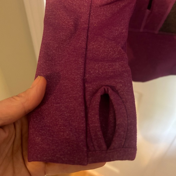 Lululemon sweater - Picture 5 of 8